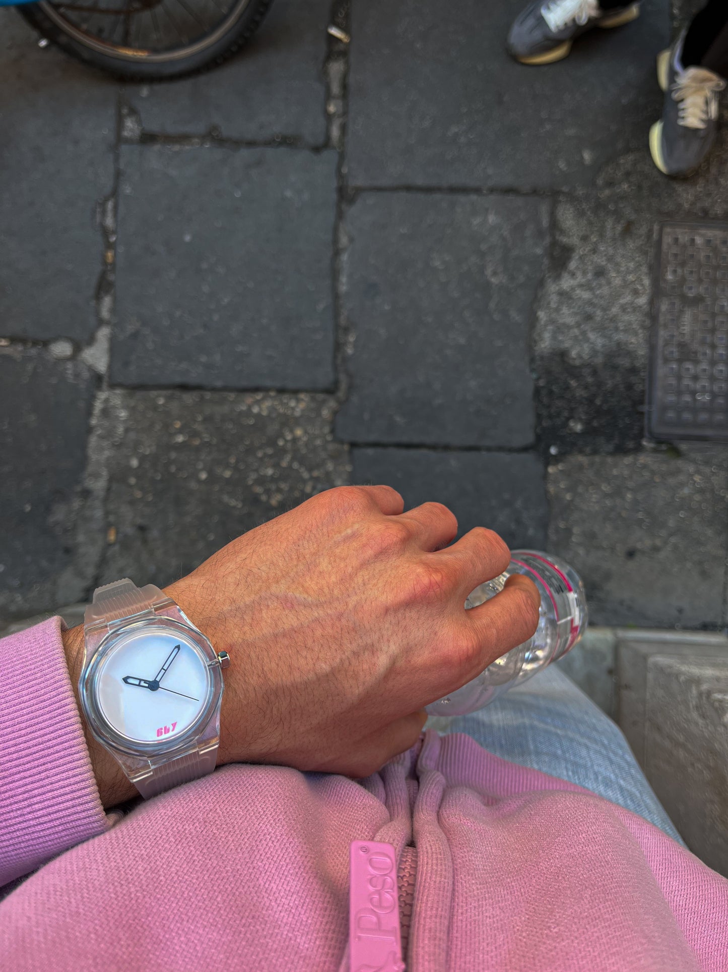 Streetwear Watch – Minimalistic, Transparent & Timeless | Limited Edition